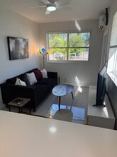 2513 Staples Ave in Key West, FL - Building Photo - Building Photo