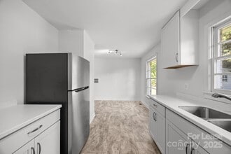 136 Kent Dr in Forest City, NC - Building Photo - Building Photo