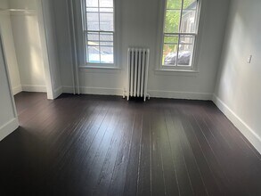 233 Broadway in Port Ewen, NY - Building Photo - Building Photo