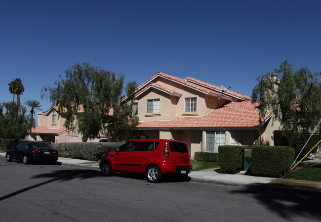 45290 Sunset Ln in Palm Desert, CA - Building Photo - Building Photo