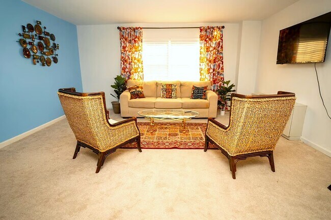 4417 Romlon St, Unit 204 in Beltsville, MD - Building Photo - Building Photo