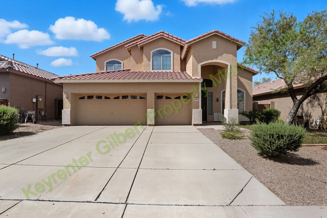 33958 N Barbara Dr in San Tan Valley, AZ - Building Photo