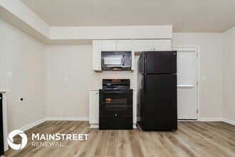 213 Torain St in Hillsborough, NC - Building Photo - Building Photo