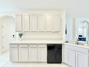 157 Sunny Day Wy in Davenport, FL - Building Photo - Building Photo