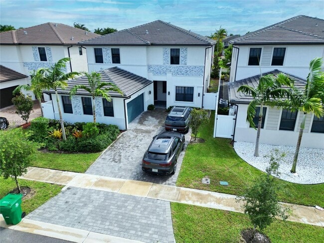 property at 17394 SW 46th St