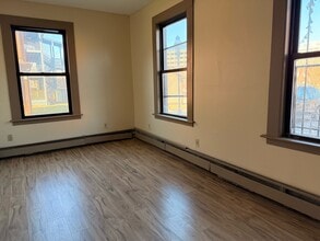 44 Alden St in Hartford, CT - Foto de edificio - Building Photo