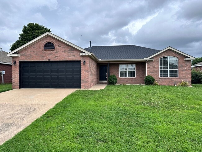 property at 3904 SW Hansom Loop