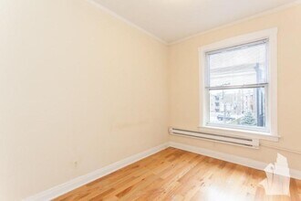 511 W Melrose St in Chicago, IL - Building Photo - Building Photo