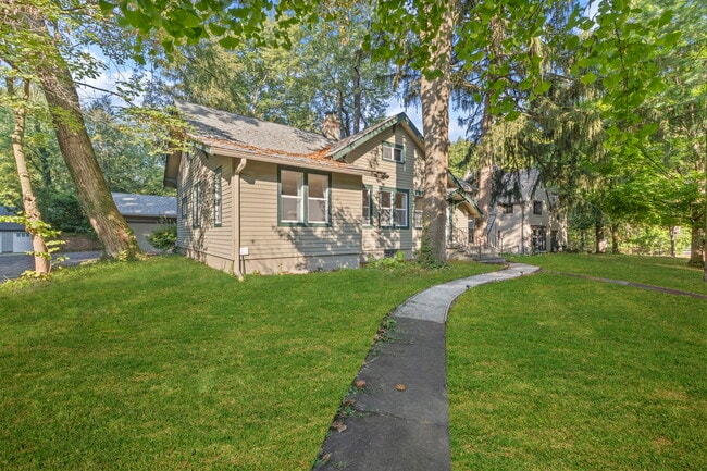 3750 Totem Ln in Indianapolis, IN - Building Photo - Building Photo