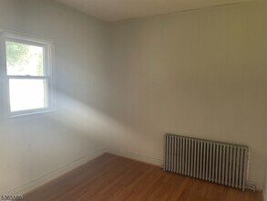 395 Ringwood Ave in Wanaque, NJ - Building Photo - Building Photo
