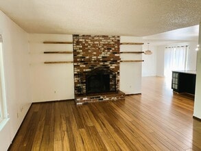 14014 SE Knight St in Portland, OR - Building Photo - Building Photo