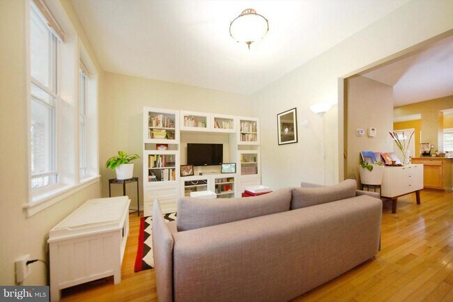 2309 3rd St NE in Washington, DC - Building Photo - Building Photo