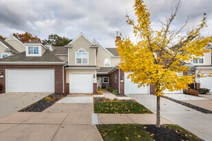 2962 Hunley Dr in Ann Arbor, MI - Building Photo