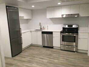 8808 Dawnridge Circle, Unit 103 in Austin, TX - Building Photo - Building Photo