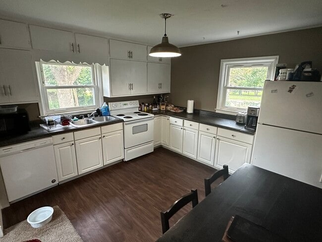 1233 7th St in Hudson, WI - Building Photo - Building Photo