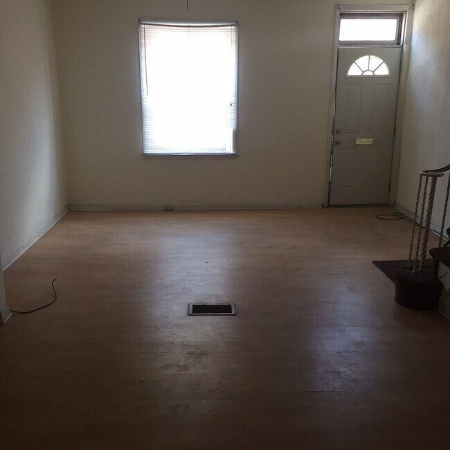 4546 N Mole St in Philadelphia, PA - Building Photo - Building Photo