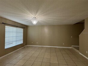 1635 Fluorshire Dr in Brandon, FL - Building Photo - Building Photo