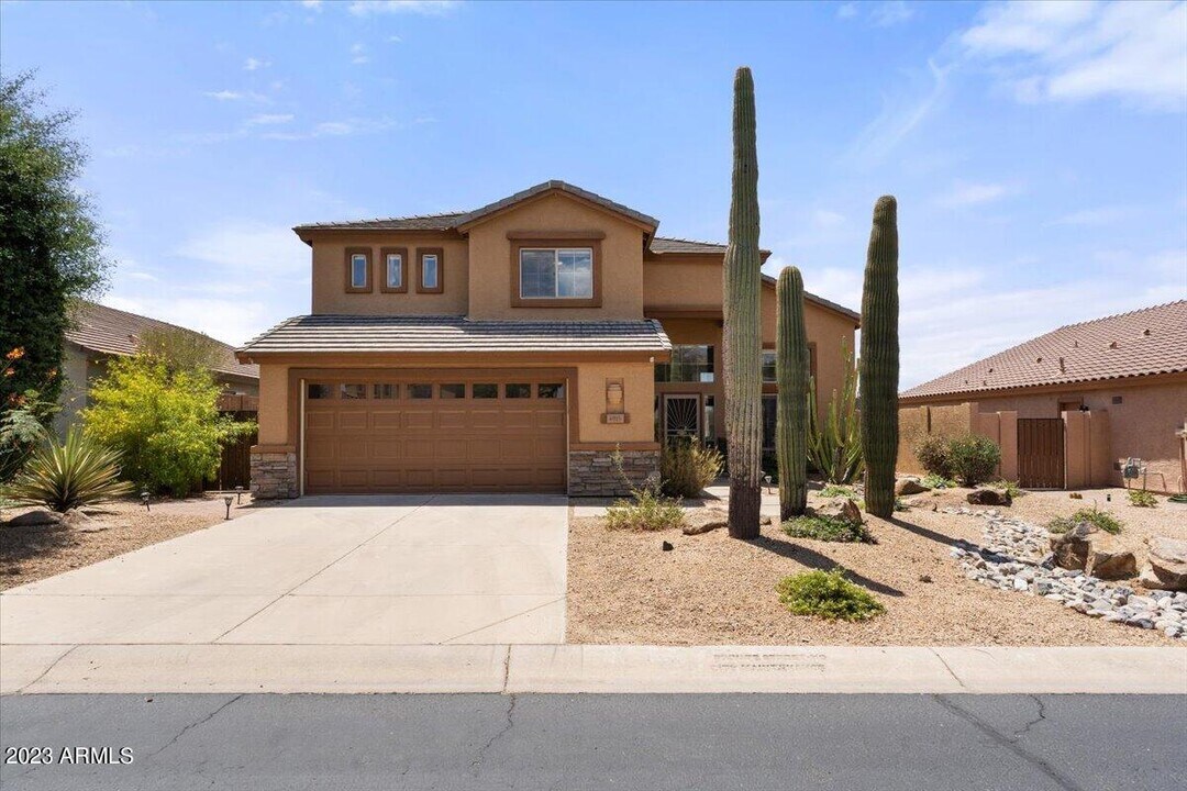 4615 E Red Range Way in Cave Creek, AZ - Building Photo