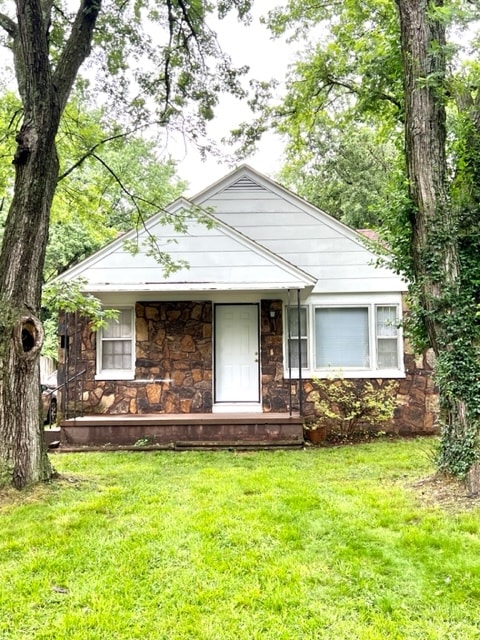 property at 2618 W Elm St