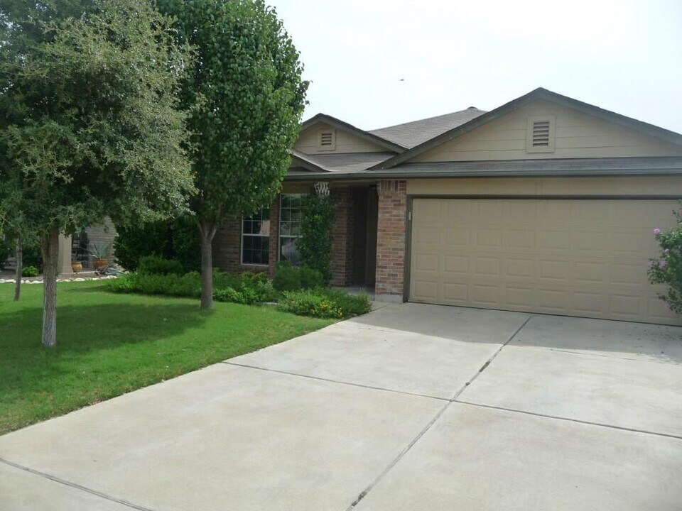 2713 Summerwalk Pl in Round Rock, TX - Building Photo