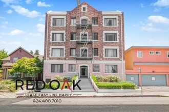 932 Irolo St in Los Angeles, CA - Foto de edificio - Building Photo