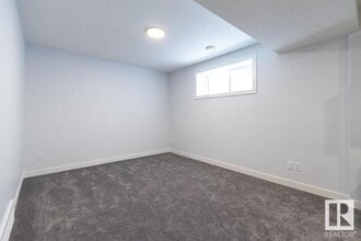 32 Rosewood Wy in St. Albert, AB - Building Photo - Building Photo