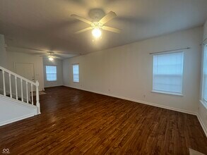 857 Hildebrand Dr in Indianapolis, IN - Building Photo - Building Photo