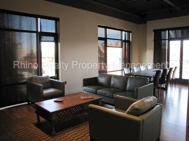 100 Gold Ave SW-Unit -301 in Albuquerque, NM - Foto de edificio - Building Photo