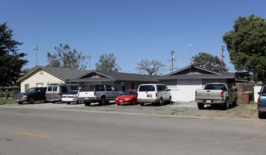 427 2nd St in Galt, CA - Building Photo - Building Photo