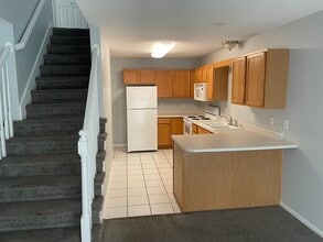7425 Wistful Vista Dr in West Des Moines, IA - Building Photo - Building Photo