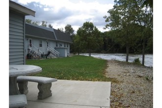 The Landing Apartments in Jefferson, WI - Building Photo - Building Photo