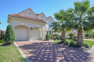 1131 Villa Bergamo Ct