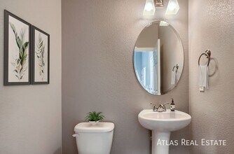 4143 Meadowview Ct in Evans, CO - Building Photo - Building Photo