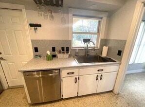 245 Bel Forest Dr in Belleair Bluffs, FL - Building Photo - Building Photo