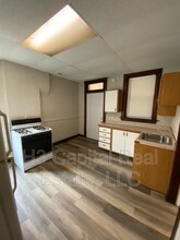 2214 Edison Ave in Granite City, IL - Building Photo - Building Photo