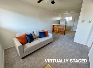 807 W Hallmark Ave in Killeen, TX - Foto de edificio - Building Photo