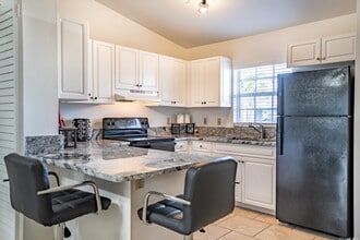 Mariner Village Apartments in Pinellas Park, FL - Building Photo - Interior Photo
