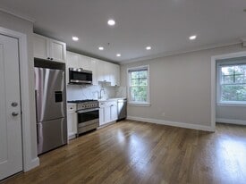 17 Channing St, Unit #1 in Cambridge, MA - Building Photo