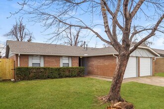 8416 NW 91st St in Oklahoma City, OK - Building Photo - Building Photo