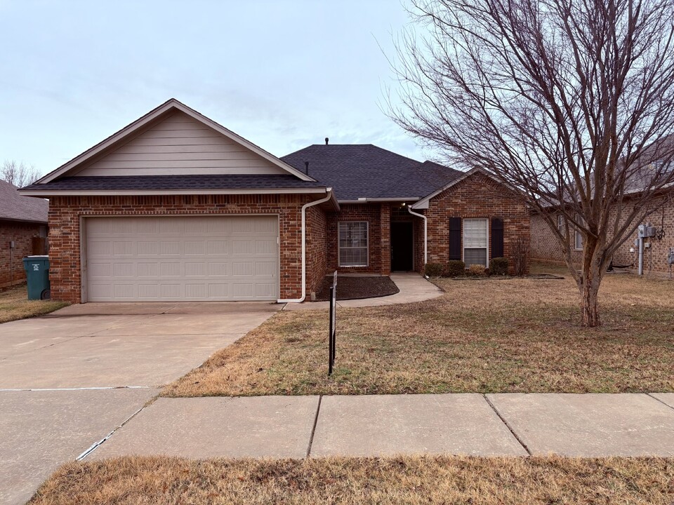 2133 NW 159th Terrace in Edmond, OK - Building Photo