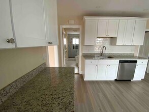 483 Charles St in Malden, MA - Building Photo - Building Photo