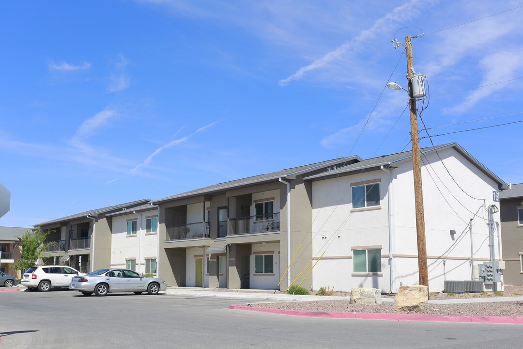 Sherman North in El Paso, TX - Building Photo