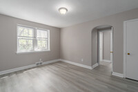 Wynnefield Terrace in Philadelphia, PA - Building Photo - Interior Photo