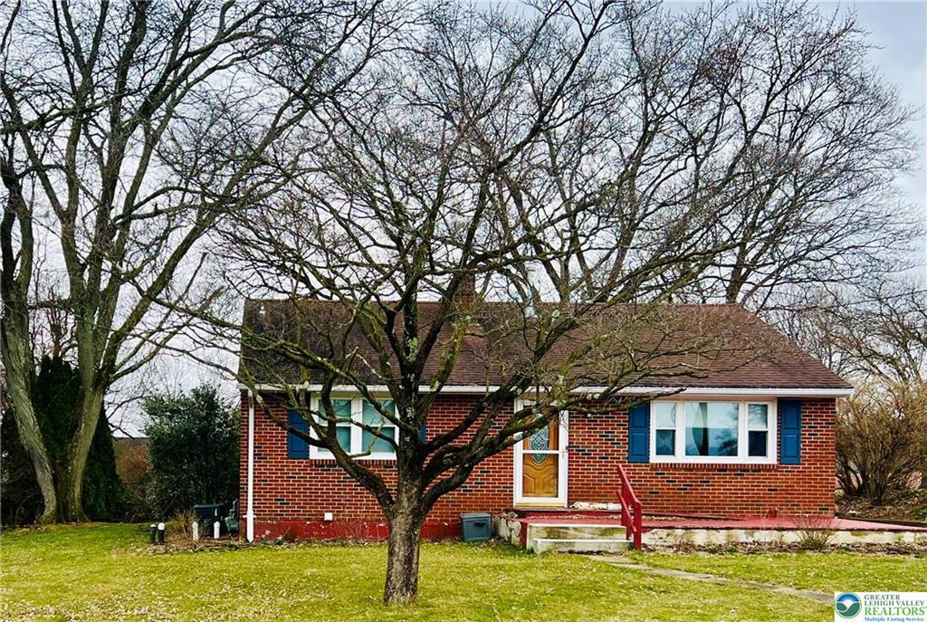 2121 7th St in Bethlehem, PA - Building Photo