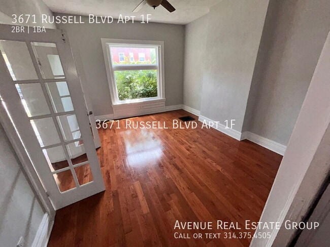 3671 Russell Blvd in St. Louis, MO - Building Photo - Building Photo