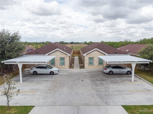 property at 3207 Luz Divina St