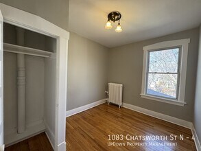 1083 Chatsworth St N in St. Paul, MN - Building Photo - Building Photo