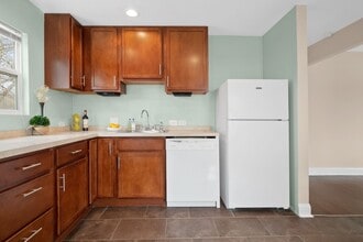 9425 Brenda Ave in Affton, MO - Building Photo - Building Photo