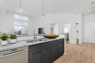 The Flats at Powell in Powell, OH - Building Photo - Building Photo