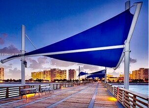 3221 NE 7th St, Unit Unit 2 in Pompano Beach, FL - Foto de edificio - Building Photo